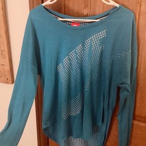 Nike | Lightweight Casual top